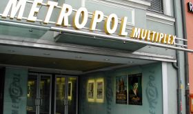 Das Metropol von außen - © METROPOL – Tirols Multiplex