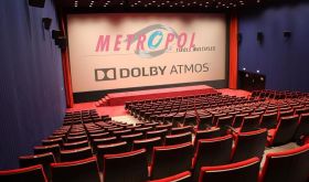 Kinosaal im Metropol Kino in Innsbruck mit Atmos Screen - © METROPOL – Tirols Multiplex